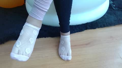 nath_dawson online show from February 4, 2:10 pm