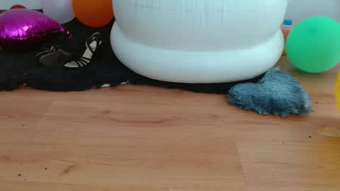 nath_dawson online show from February 15, 2:11 pm