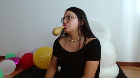 nath_dawson online show from February 25, 2:33 pm