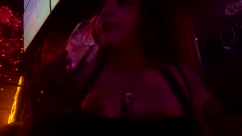 nathalia online show from October 4, 3:59 am