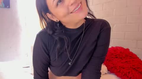 Snapshot of nathalia_evans chatting on September 30, 6:46 pm Nataly independent model dont forget to leave your like that will help me grow as a model online show from September 30, 6:46 pm