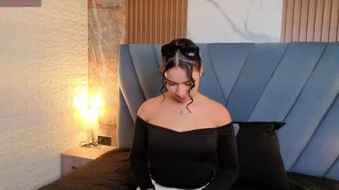 Nathalia koch online show from April 4, 9:01 pm