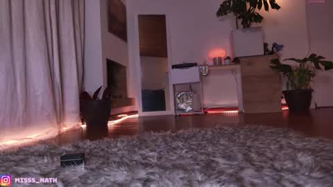 Nathalia  online show from March 18, 1:31 am