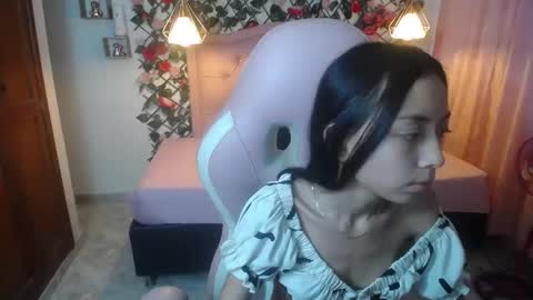 Snapshot of nathaliasweet_1_ chatting on January 17, 5:51 pm nathaliasweet_1_ online show from January 17, 5:51 pm
