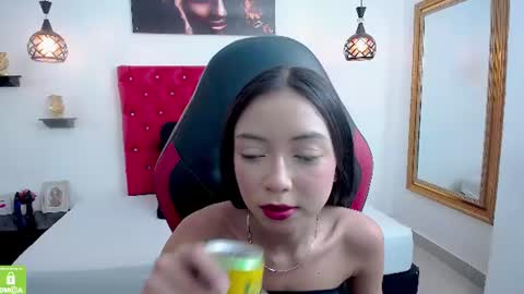 Snapshot of nathaliasweet_1_ chatting on June 26, 6:01 pm nathaliasweet_1_ online show from June 26, 6:01 pm
