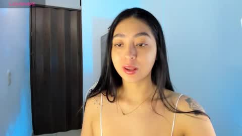 Nathalie online show from December 16, 11:15 am