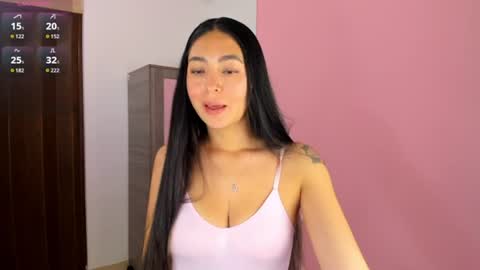 Nathalie online show from August 3, 4:00 pm
