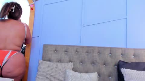 nathalie rossel online show from November 8, 6:07 pm