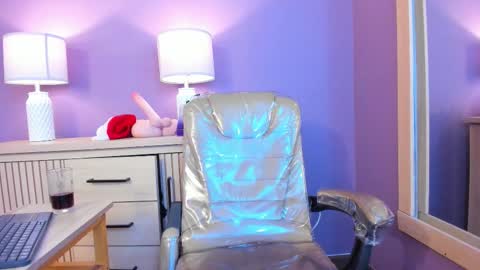 nathalie rossel online show from December 19, 6:04 pm