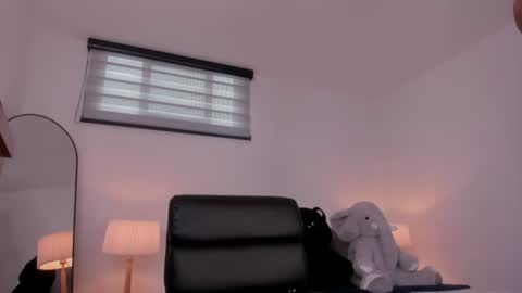 Snapshot of nathaly_laurentt chatting on June 23, 12:47 pm nathaly_laurentt online show from June 23, 12:47 pm