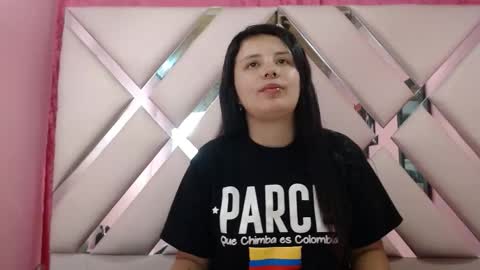 Snapshot of nathaly_low chatting on September 30, 3:22 am nathaly low online show from September 30, 3:22 am
