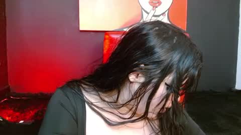   online show from September 29, 1:38 pm