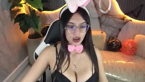 Nathy  online show from October 31, 1:23 pm