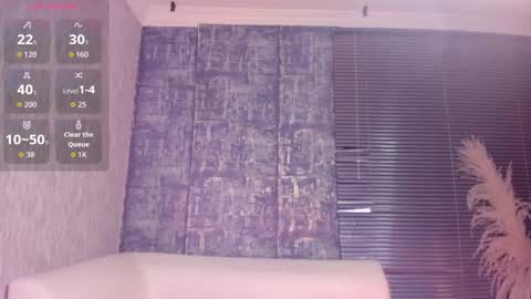        online show from November 5, 8:42 pm