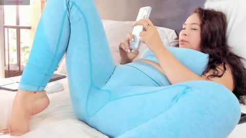 Snapshot of nathalyrae41 chatting on December 20, 5:51 pm nathalyrae41 online show from December 20, 5:51 pm