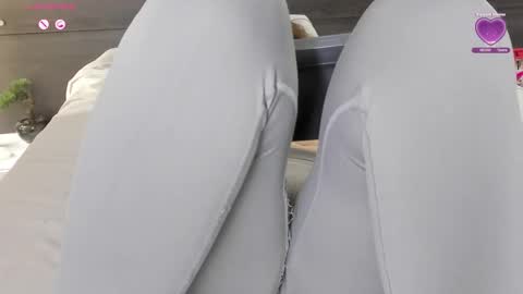 nathalyrae41 online show from January 5, 5:27 pm