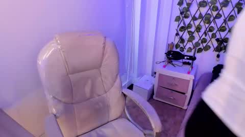 nathalyy_ds online show from September 20, 7:26 pm