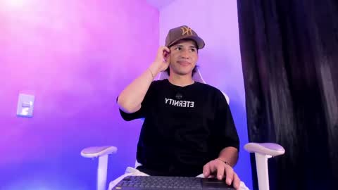 Snapshot of nathan__ferrara chatting on May 25, 12:22 pm online show from May 25, 12:22 pm