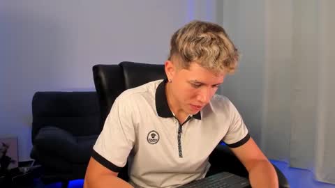 Nathan online show from October 27, 8:35 pm