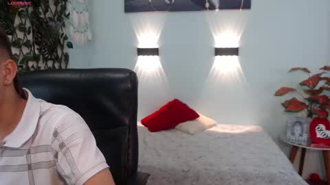 nathanclay online show from September 9, 12:37 pm