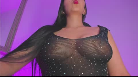Snapshot of nathyy_garcia chatting on June 17, 3:31 am Nathyy online show from June 17, 3:31 am