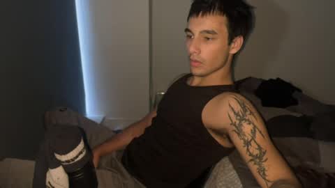 native_boy2 online show from April 19, 4:56 am