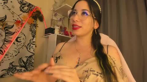 Snapshot of natsuki_09 chatting on May 5, 11:57 pm Nat online show from May 5, 11:57 pm