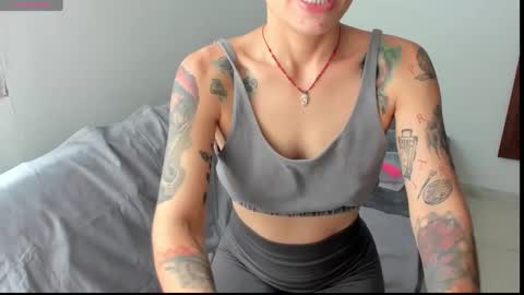 natt_op online show from September 22, 8:11 pm