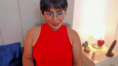 Nathalie online show from April 16, 8:09 pm