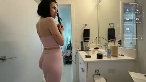 NATTY FIERROS online show from February 20, 6:30 pm