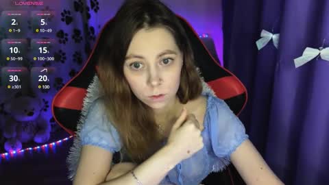 natural_babe666 online show from December 28, 10:36 am