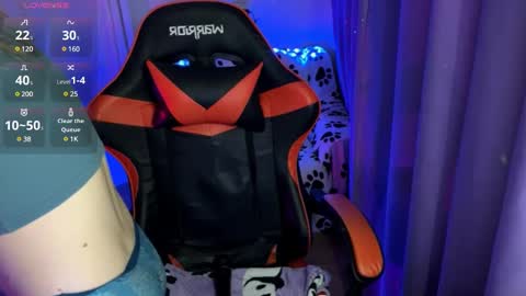 natural_babe666 online show from March 1, 8:42 pm