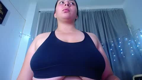  Annie  online show from March 13, 3:35 am