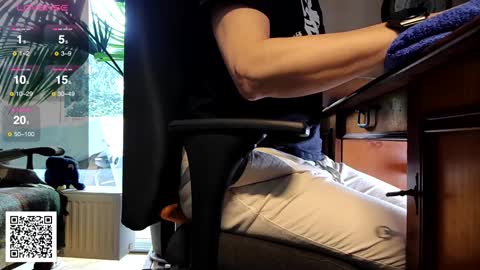 Nature online show from February 4, 2:21 pm