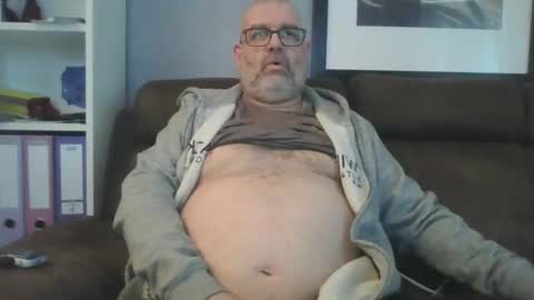 Snapshot of naturistmale45 chatting on February 4, 11:49 am naturistmale45 online show from February 4, 11:49 am