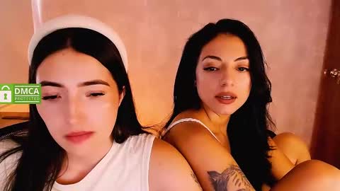 Natalia  Valeria online show from January 9, 2:29 pm