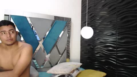 Naty-Maxx online show from December 1, 7:19 pm