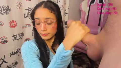 Snapshot of naty_johan chatting on February 27, 2:21 pm Nata online show from February 27, 2:21 pm