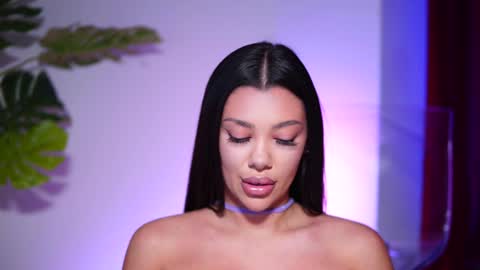 Snapshot of natydesiree chatting on December 21, 10:40 pm Naty online show from December 21, 10:40 pm