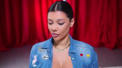 Snapshot of natydesiree chatting on January 30, 7:26 pm Naty online show from January 30, 7:26 pm