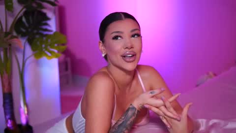 Snapshot of natydesiree chatting on March 11, 5:16 am Naty online show from March 11, 5:16 am