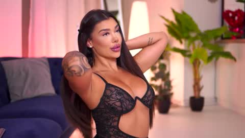 Naty online show from January 16, 7:51 pm