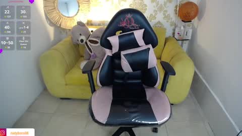 Snapshot of natykors_m_ chatting on March 12, 10:50 pm Sofia IG Natykors08 online show from March 12, 10:50 pm