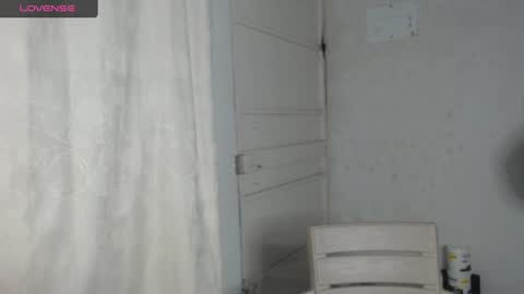 Stella Mcqueen online show from December 14, 10:56 am