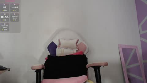 Leina  modelo independiente online show from January 23, 7:07 pm