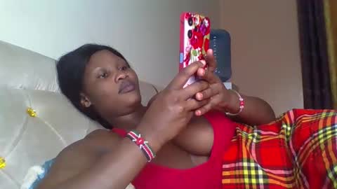 naughty8779 online show from September 27, 7:19 pm