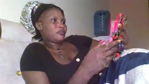 naughty8779 online show from December 21, 7:21 pm