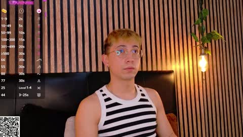 Snapshot of naughty__chris chatting on January 14, 12:14 pm Christopher Chris online show from January 14, 12:14 pm