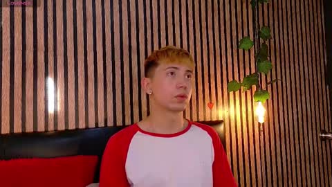 Snapshot of naughty__chris chatting on February 19, 12:44 pm Christopher Chris online show from February 19, 12:44 pm