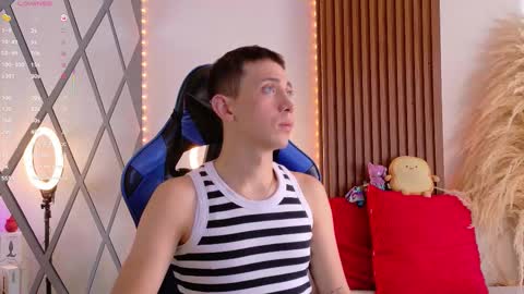 Snapshot of naughty__chris chatting on September 16, 12:39 pm Christopher Chris online show from September 16, 12:39 pm